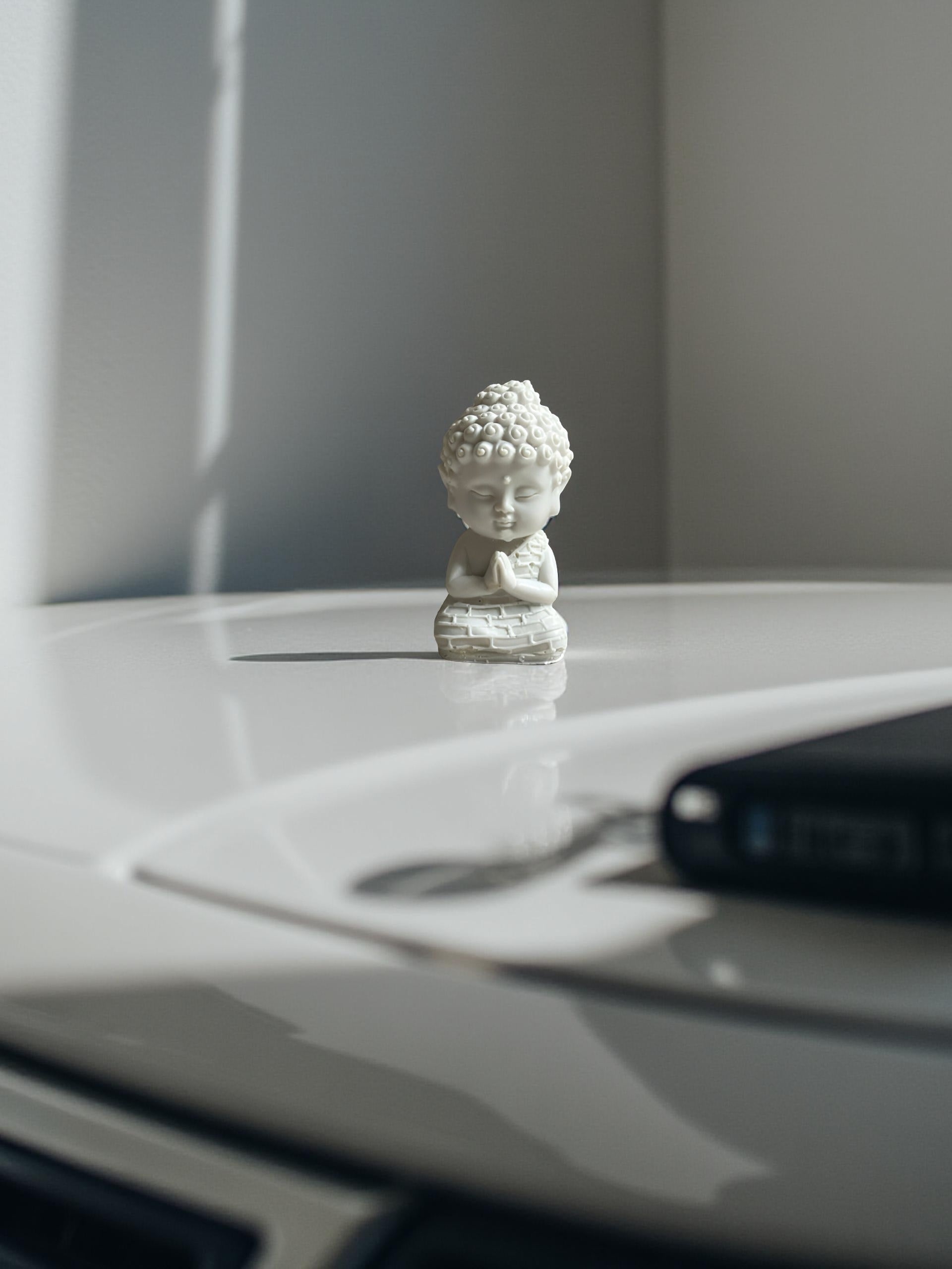 Little Buddha – Mini Peaceful Monk Idol