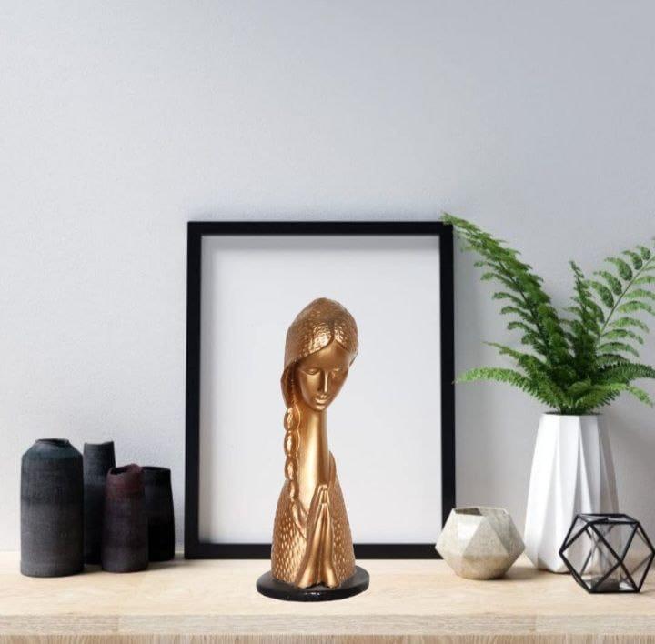 Golden Grace Lady – Peaceful Praying Sculpture